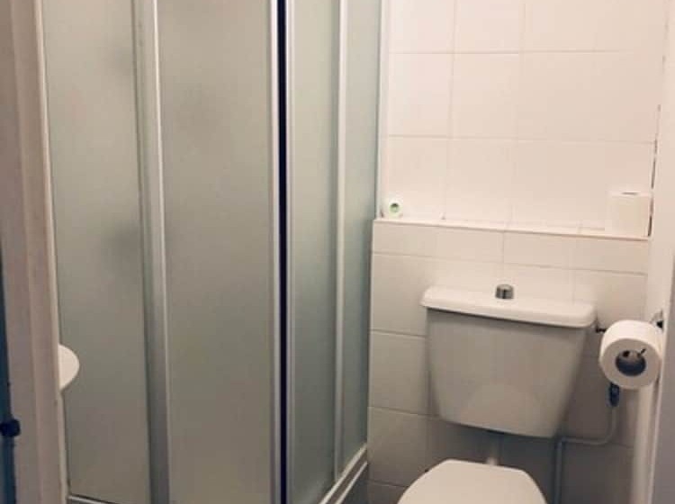 Номер Basic, Parade Park Bath
