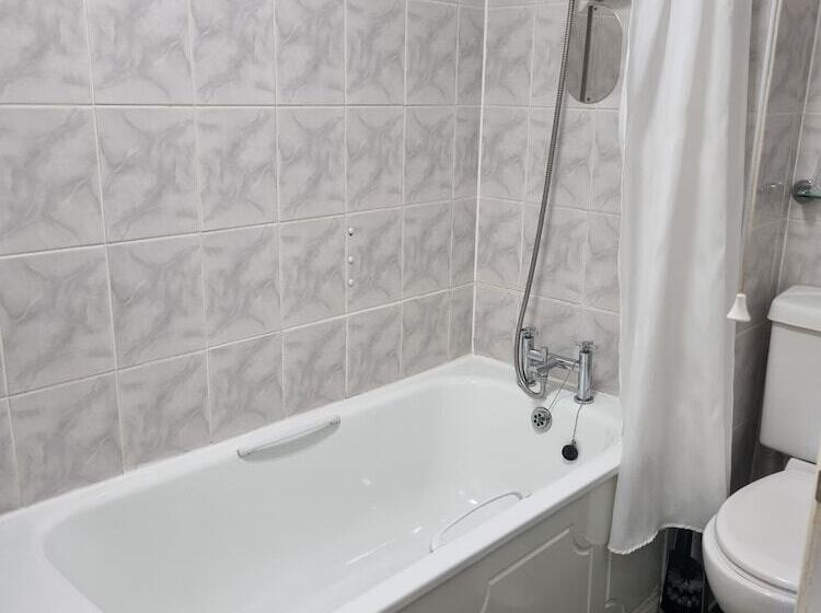 غرفة أساسية, The Hermitage Hotel   Oceana Collection