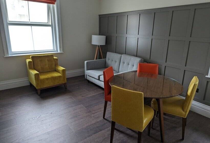 جناح ديلوكس, The Hermitage Hotel   Oceana Collection