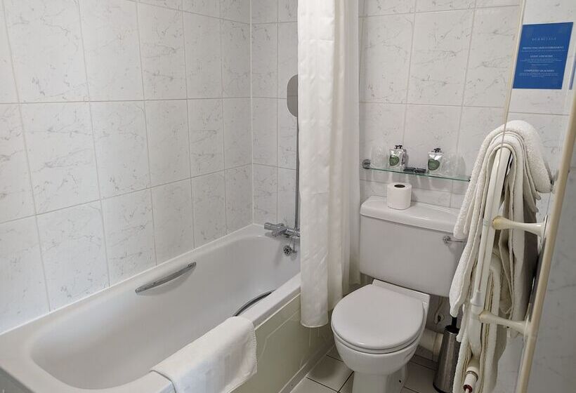 غرفة أساسية, The Hermitage Hotel   Oceana Collection