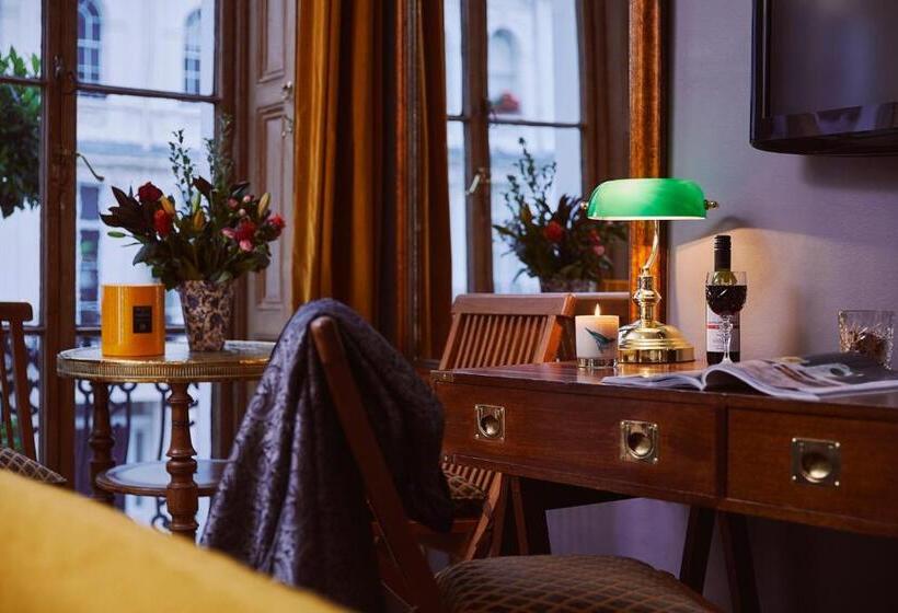 اتاق سوپریور, The Portobello