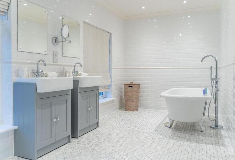 침실 1개 주택, Monkey Island Estate Small Luxury Hotels Of The World