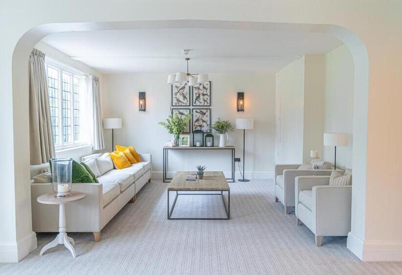 בית, 4 חדרי שינה, Monkey Island Estate   Small Luxury Hotels Of The World