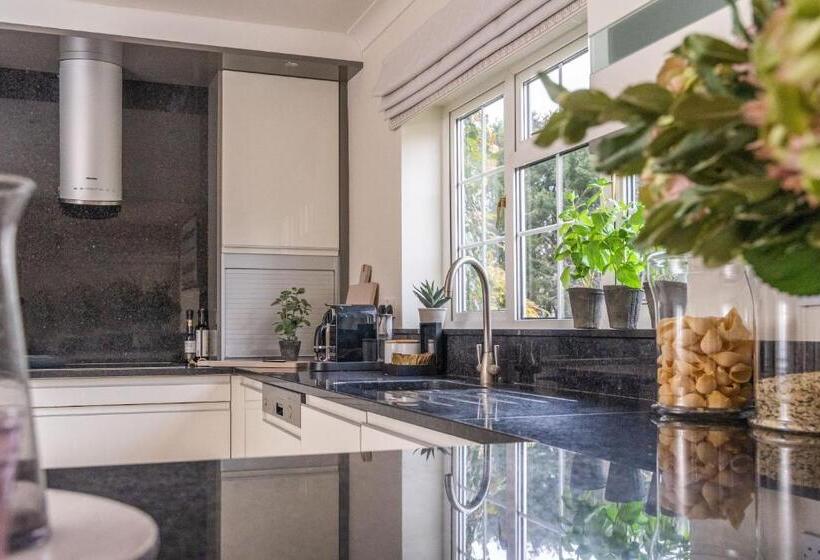 침실 1개 주택, Monkey Island Estate Small Luxury Hotels Of The World