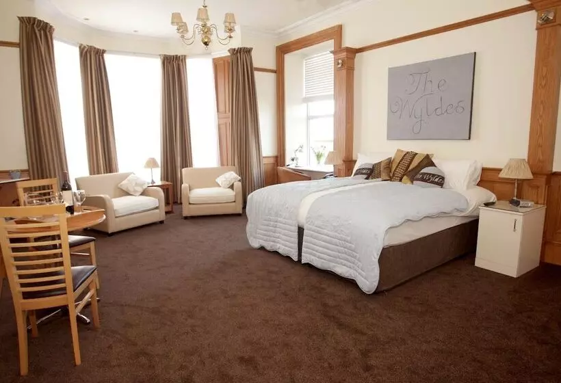 اتاق اجرایی, Best Western Woodlands