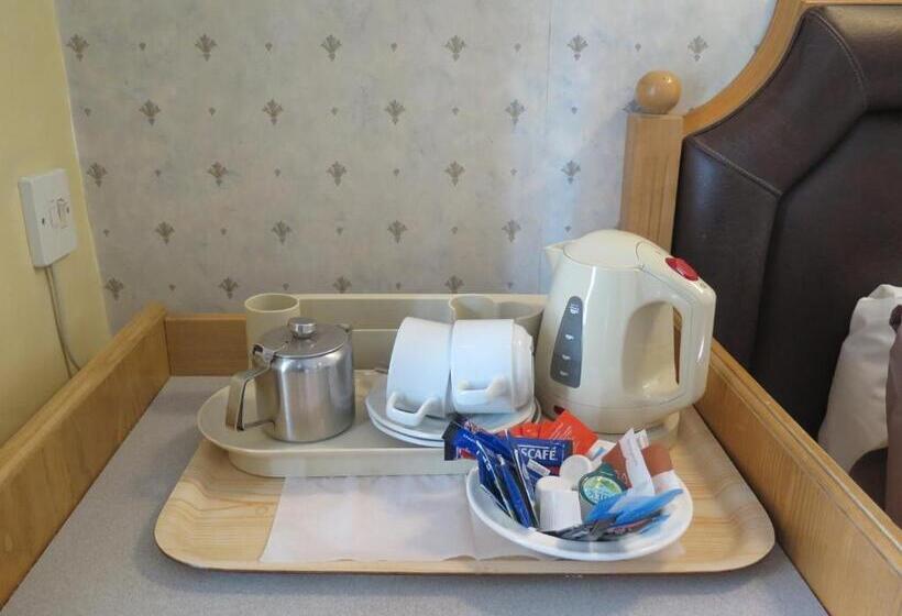 标准间, Cardiff Sandringham