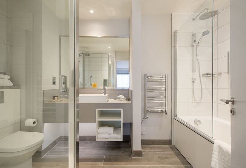 Люкс, Holiday Inn London Shepperton, An Ihg