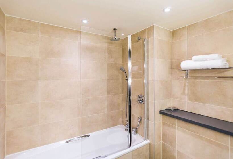 Номер Superior, Mercure Dartford Brands Hatch Hotel & Spa