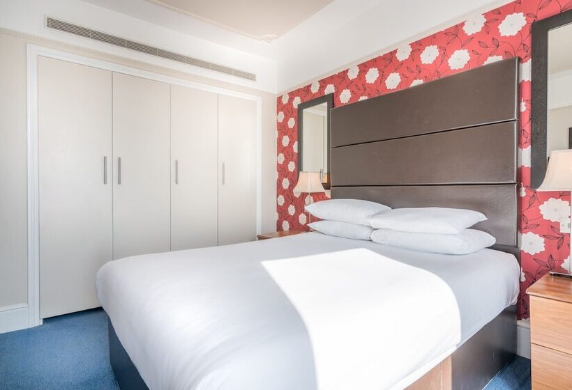 Quarto Estandar, Queens Hotel & Spa