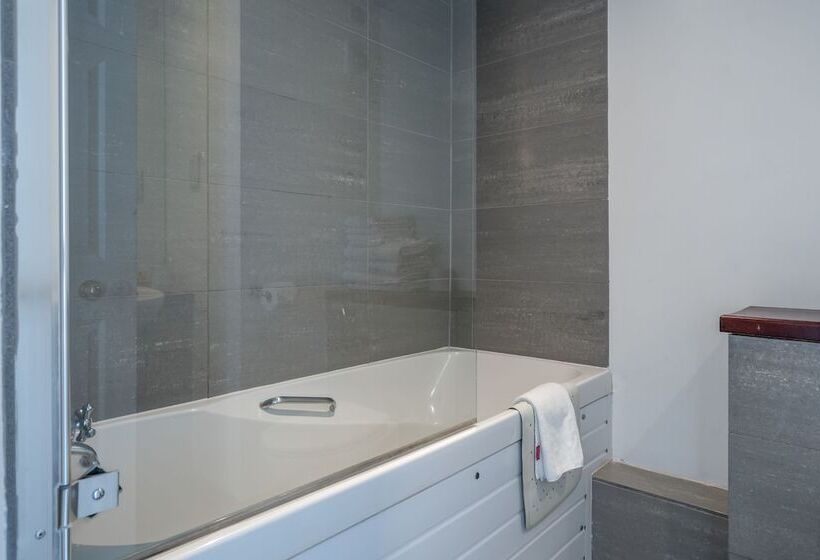 Номер Стандарт, Queens Hotel & Spa
