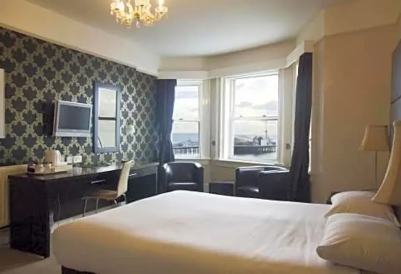 اتاق استاندارد با چشم‌انداز دریا, Queens Hotel & Spa