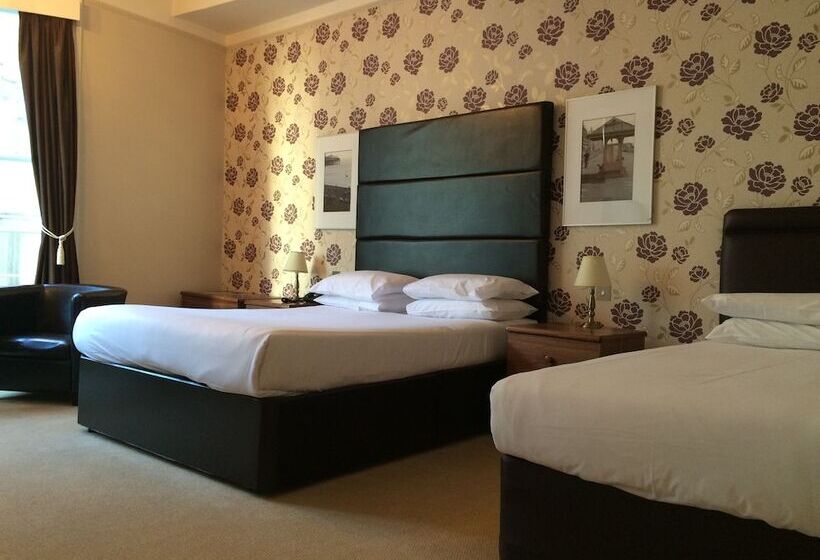 スタンダードトリプルルーム, Queens Hotel & Spa