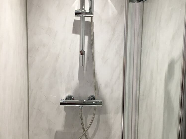 スタンダードシングルルーム, Richmond Park