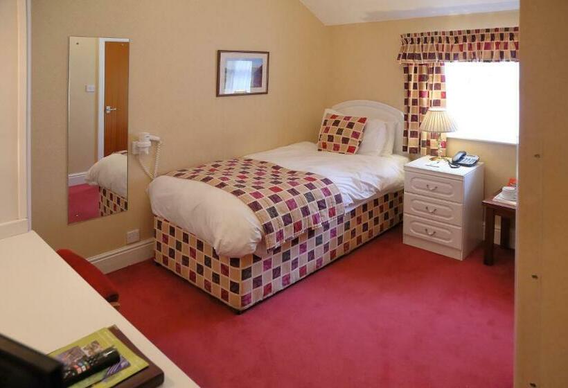 חדר סטנדרט יחיד, Saxonville