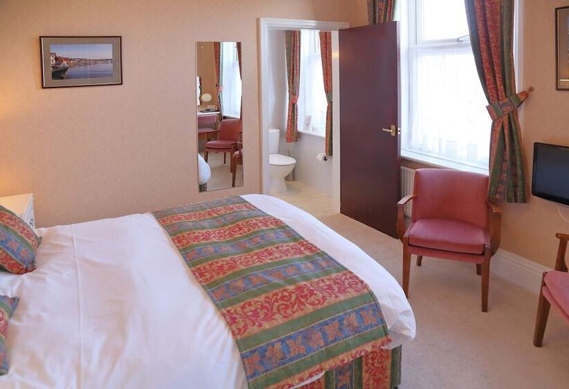 חדר סטנדרט, Saxonville