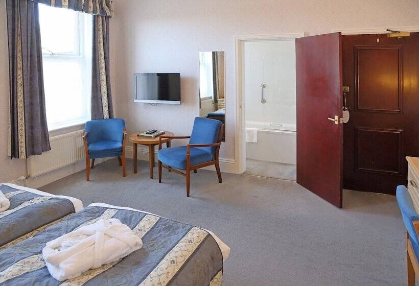 חדר דלוקס, Saxonville