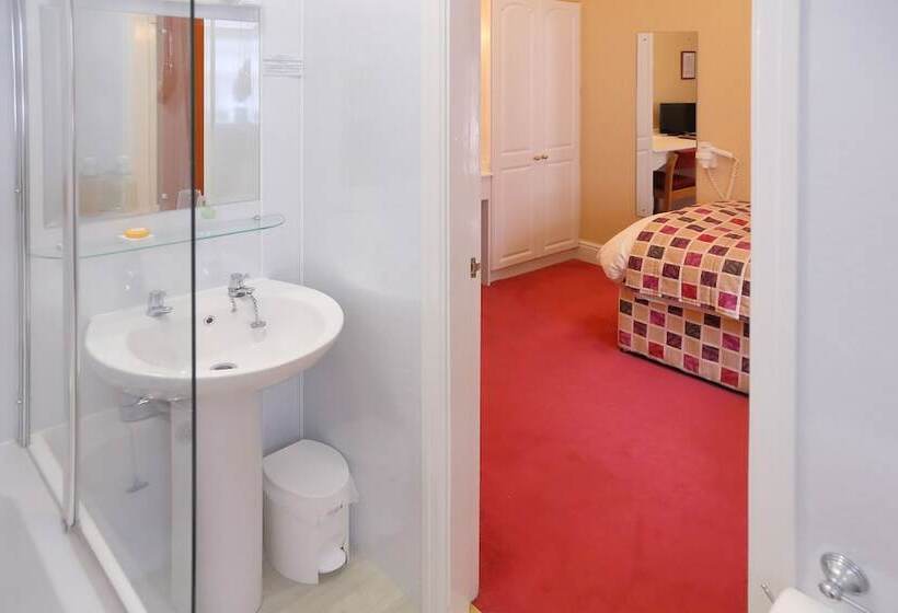 חדר סטנדרט יחיד, Saxonville