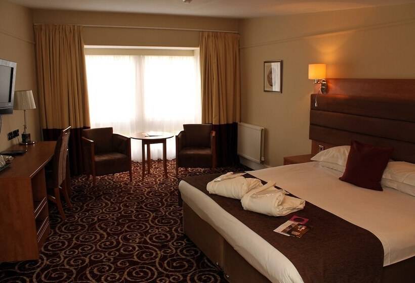 חדר אקזקיוטיב, The Legacy Rose & Crown