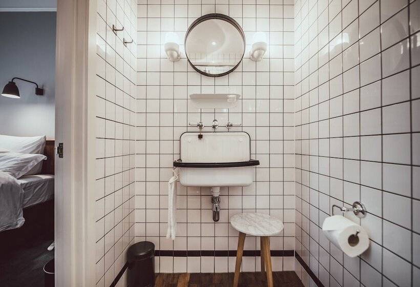 Standard Room, The Pilgrm