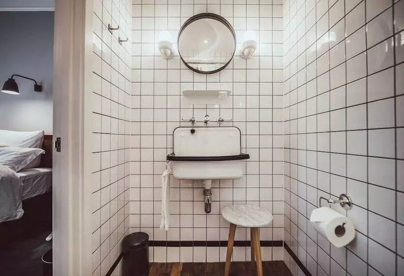 Standard Room, The Pilgrm