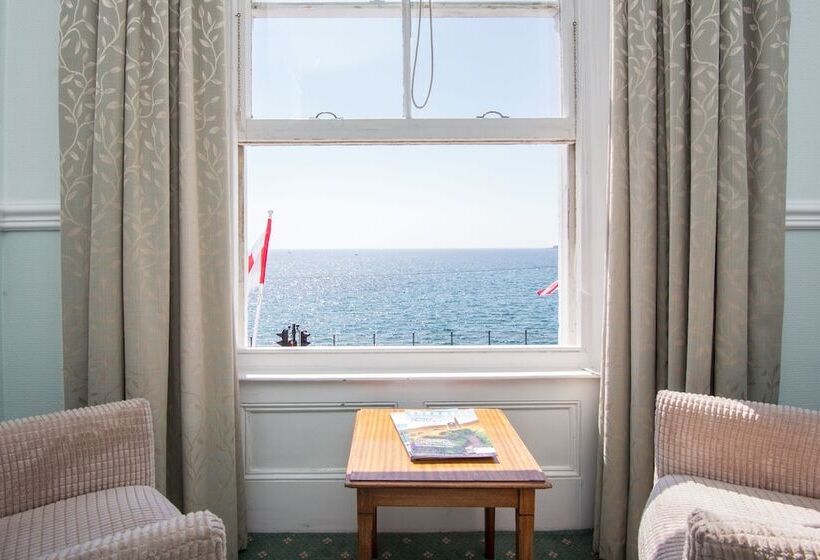 חדר סטנדרטי יחיד עם נוף לים, The Queens