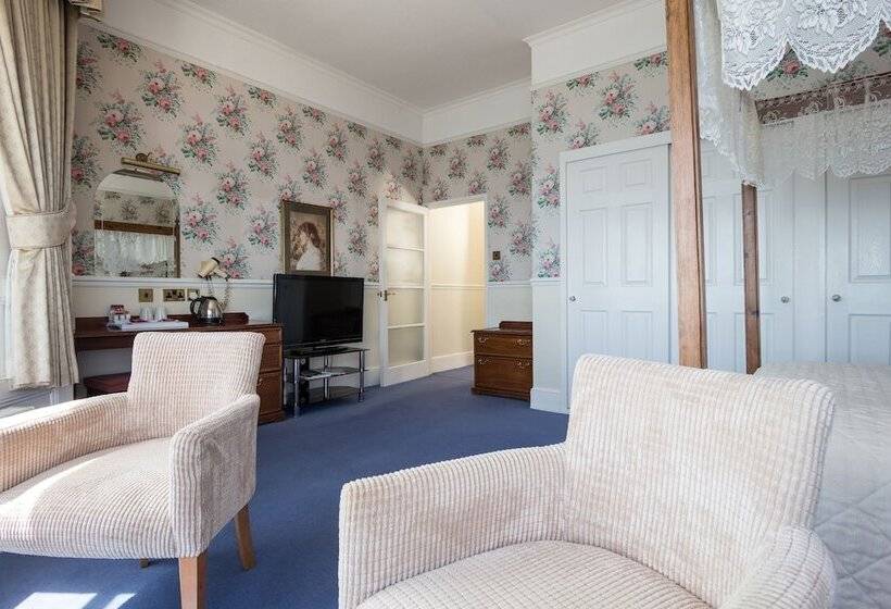 חדר סטנדרט נוף לים, The Queens