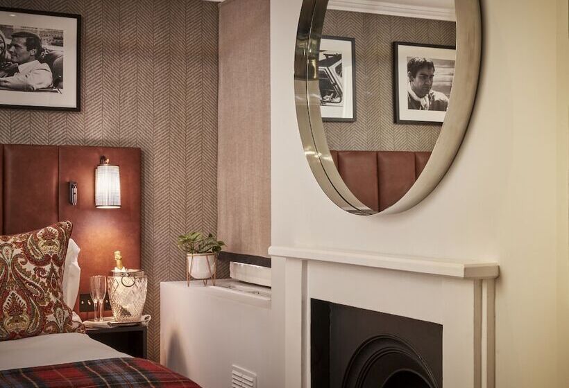 豪华房间, The Tophams