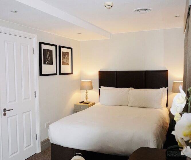 家庭间, The Tophams