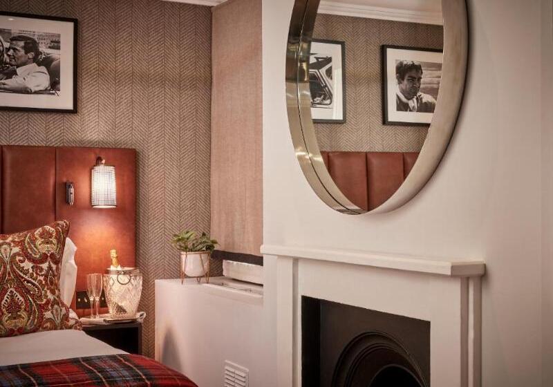 豪华房间, The Tophams