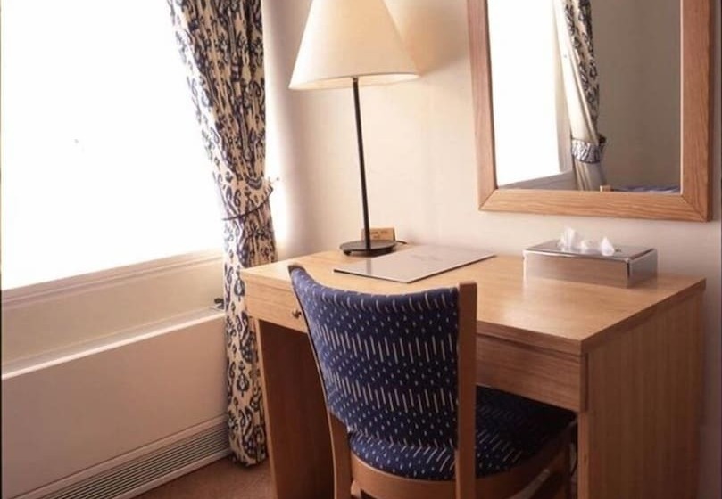 חדר קלאסי, White Hart