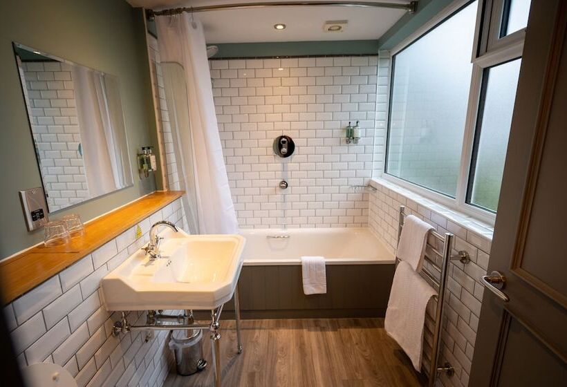 غرفة قياسية, Riverside Hotel By Chef & Brewer Collection