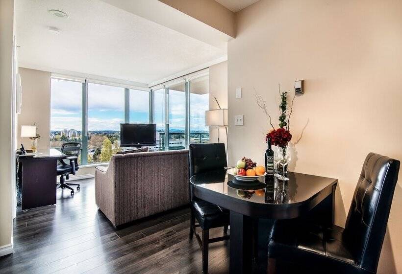 סוויטה, Executive Hotel Vancouver Airport