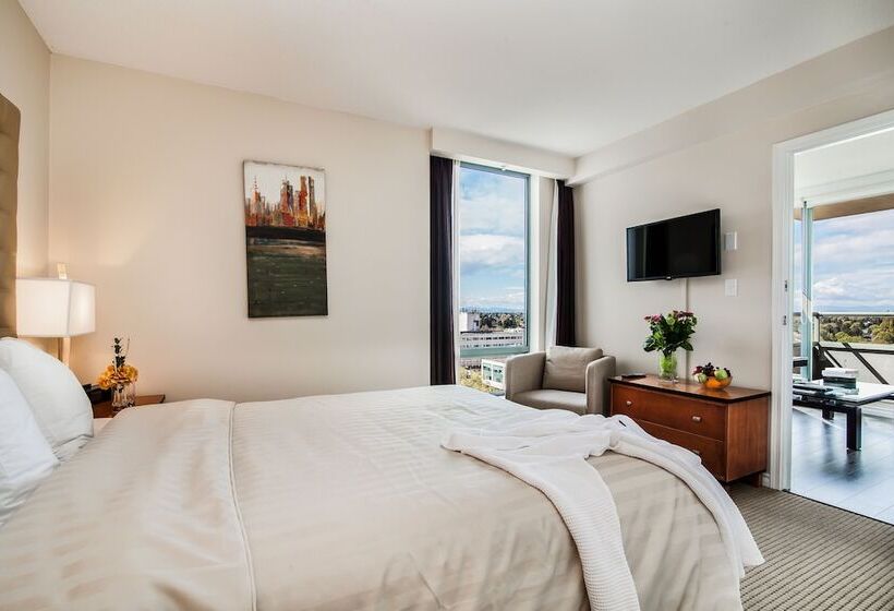 סוויטה, Executive Hotel Vancouver Airport