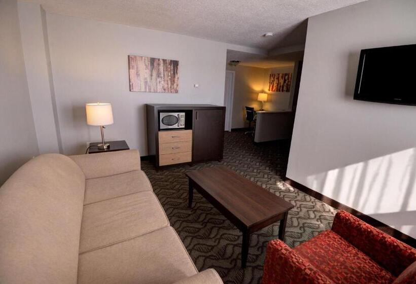 キングサイズベッドのスイートルーム, Days Inn By Wyndham Airdrie