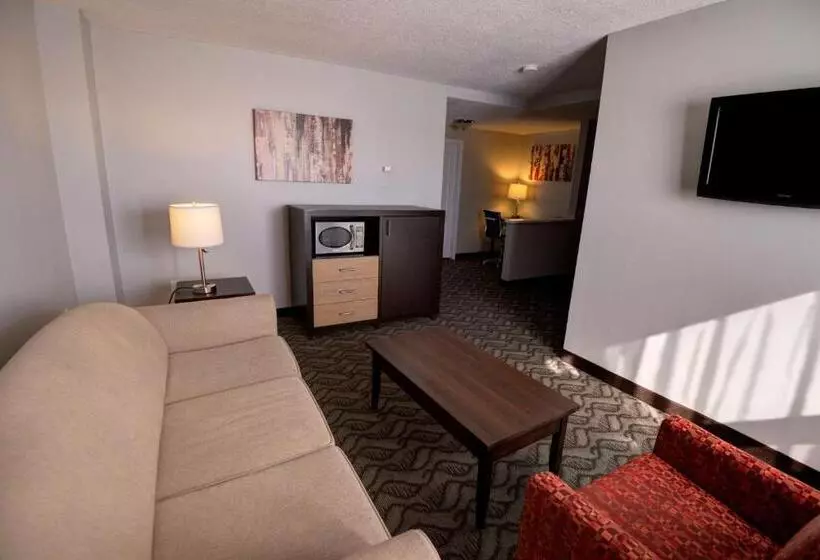 Sviitti King-vuode, Days Inn By Wyndham Airdrie