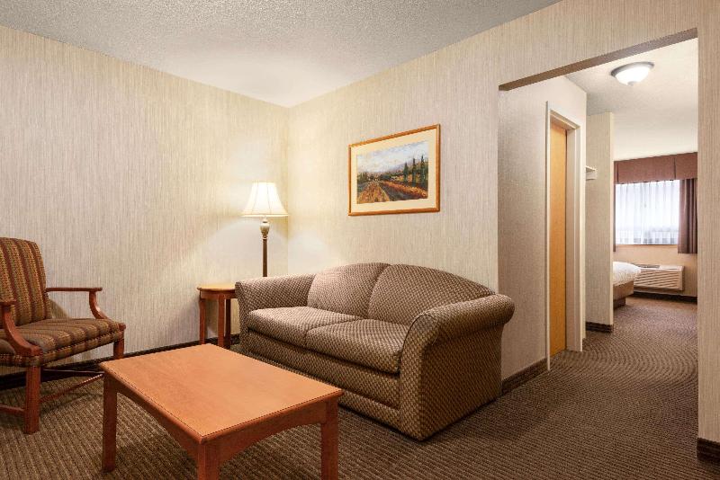 デラックススイート, Days Inn By Wyndham Swift Current