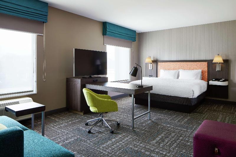 Superior Suite, Days Inn By Wyndham Swift Current