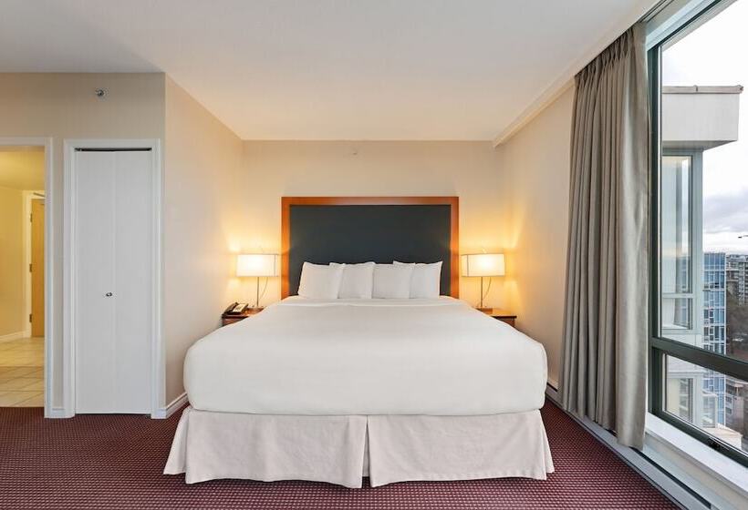 スイート, Executive Hotel Vancouver Airport