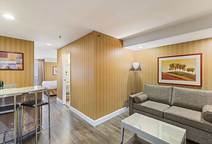 חדר סטנדרט, Executive Hotel Vancouver Airport