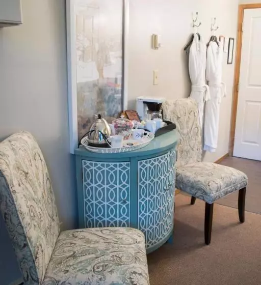 اتاق استاندارد با تخت بزرگ, The Georgetown Inn