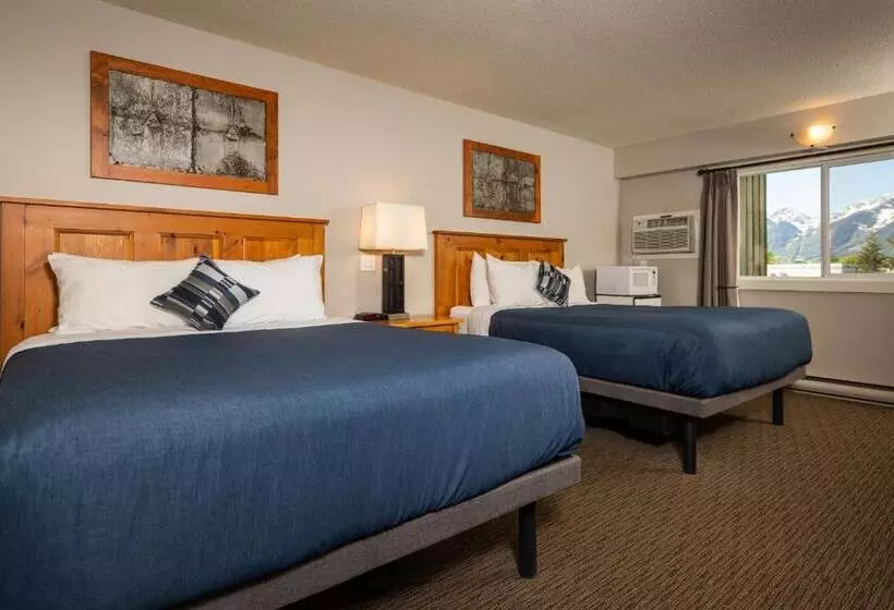 اتاق استاندارد با 2 تخت دوبل, Red Tree Lodge