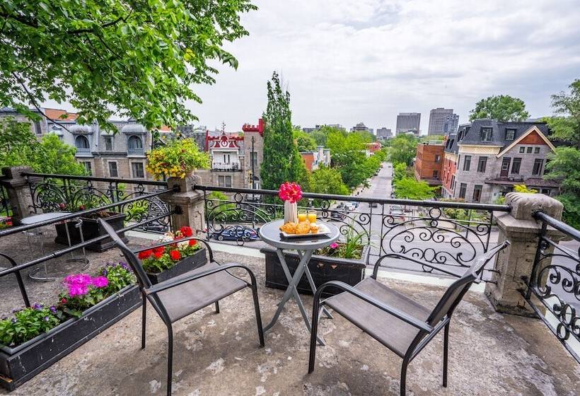 Номер Deluxe, De Paris Montreal