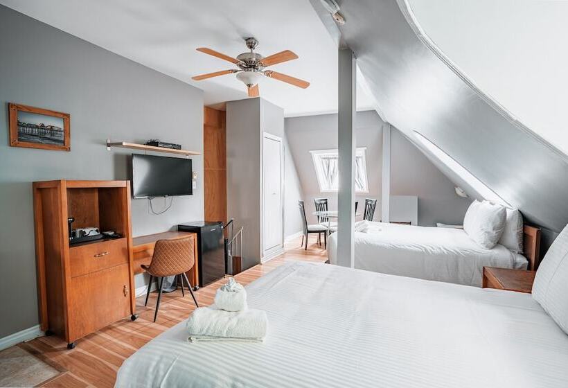 Семейный Номер, De Paris Montreal