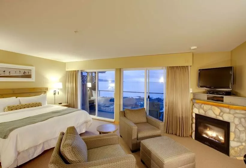 استودیوی استاندارد با چشم‌انداز دریا, Kingfisher Pacific Resort & Spa