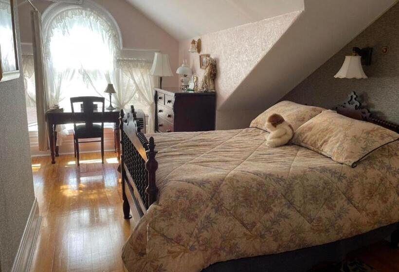 غرفة قياسية, Marshlands Inn