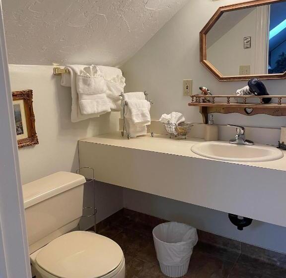 Номер Стандарт, Marshlands Inn