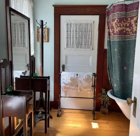 Deluxe-perhehuone, Marshlands Inn