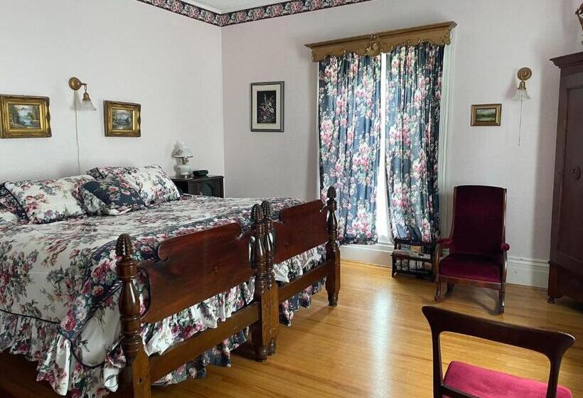 غرفة ديلوكس عائلية, Marshlands Inn