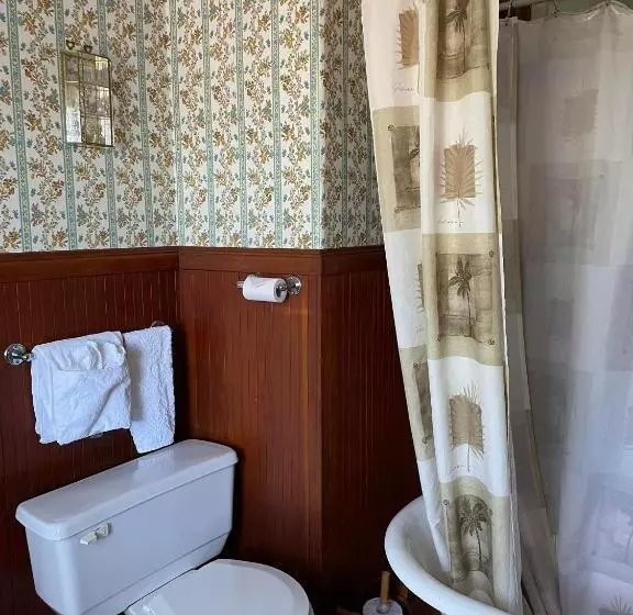 Superior-huone, Marshlands Inn
