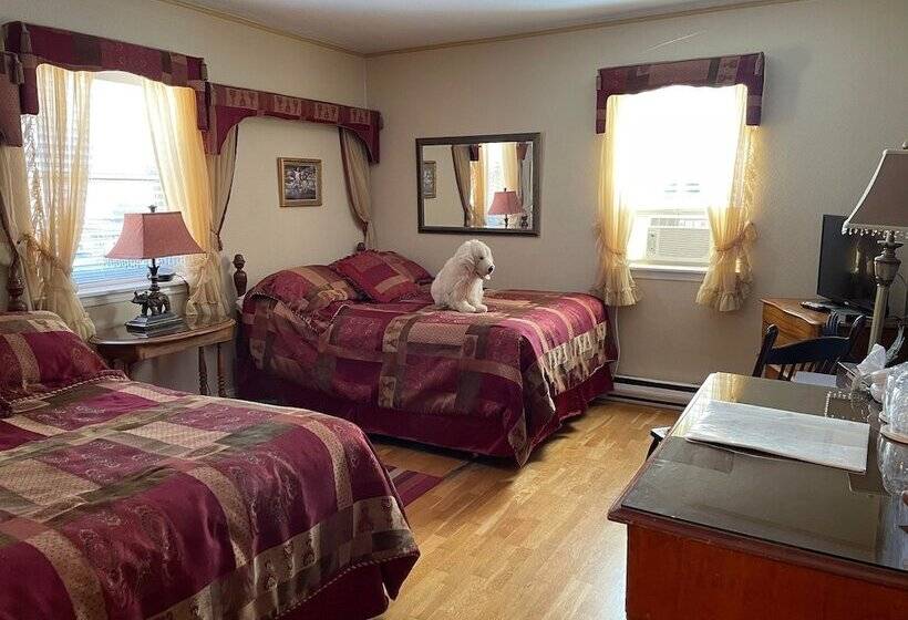 غرفة قياسية, Marshlands Inn